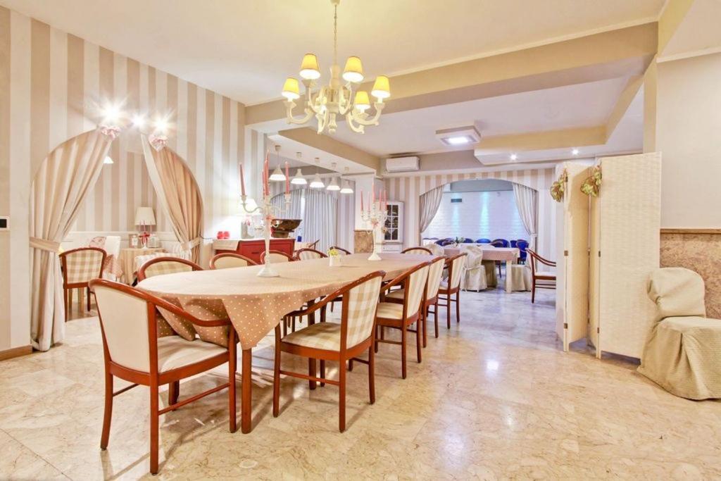 Hotel La Maison Delle Terme Tivoli Terme Buitenkant foto